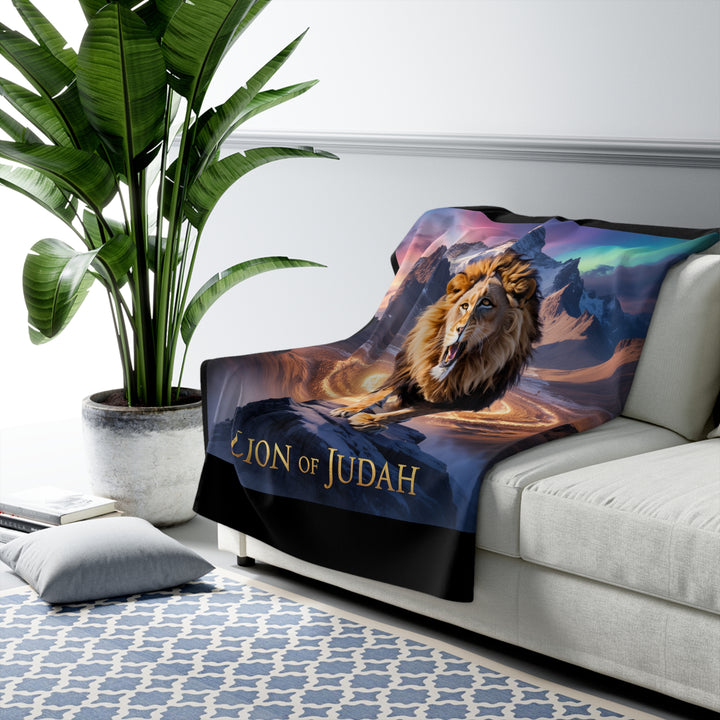 Inspirational Sherpa Fleece Blanket - Lion of Judah Design